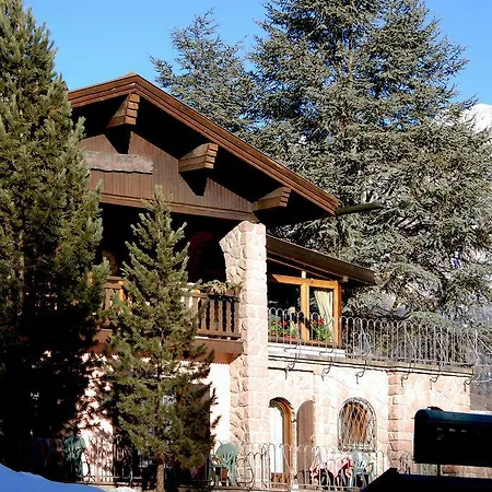 Park Trunka Lunka Otel Cavalese
